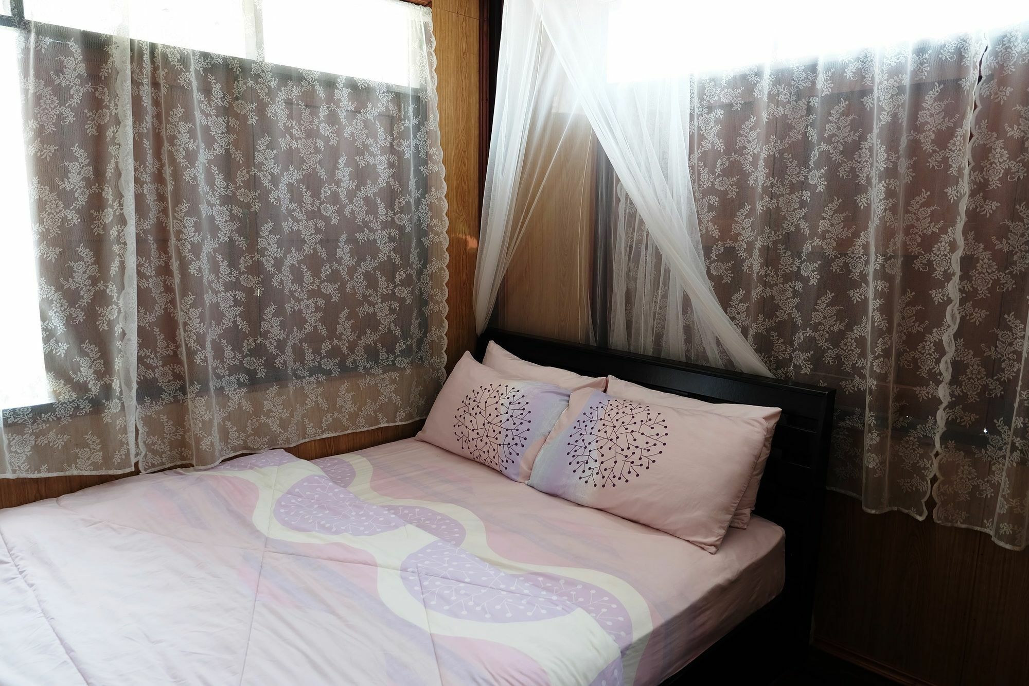 Homestay Baanchompooamphawa
